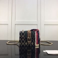 Gucci Satchel Bags